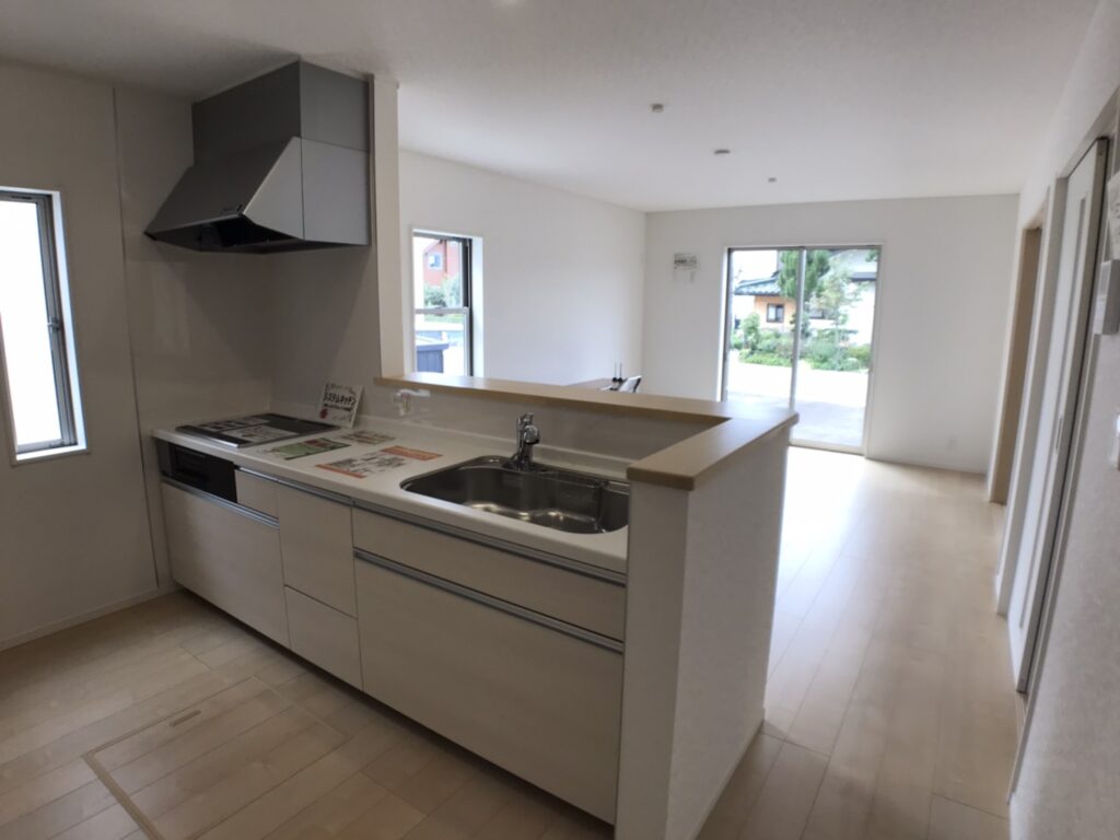 クレイドルガーデン松本市島内の新築建売住宅2号棟(リビング)