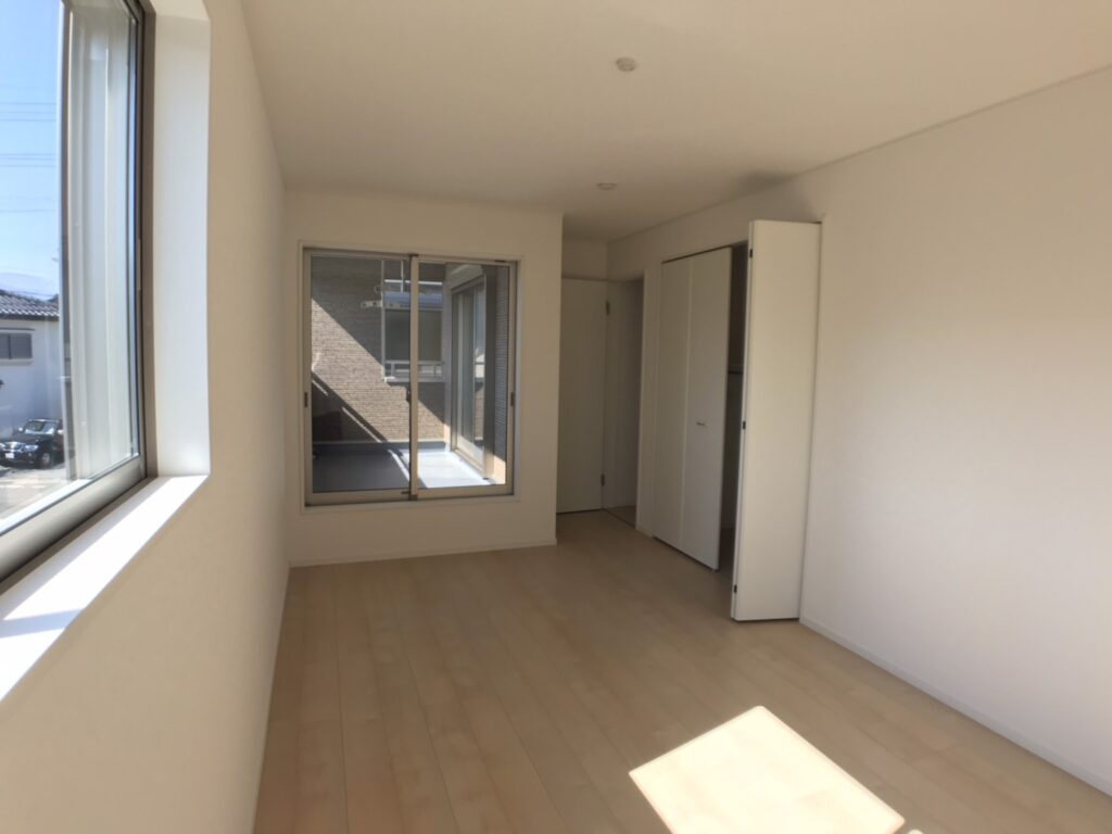 クレイドルガーデン塩尻市大門七番町3号棟(洋室)