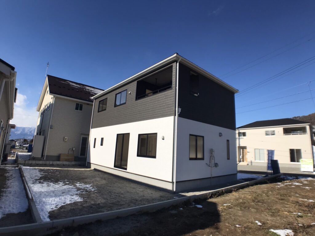 イーストヒル山辺アーネストワン新築分譲住宅5号棟(外観)
