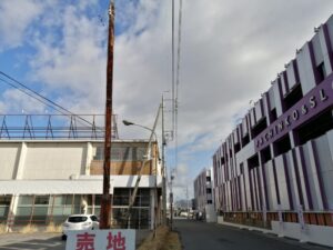 通りがかりの売り土地もチェックしてます。