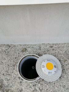 建物の屋外設備も時々は見てみましょう。