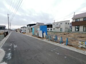 イーストヒル山辺にて建売住宅建築中