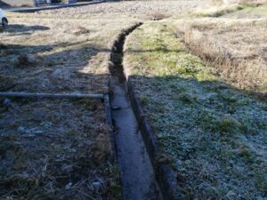 松本市島内、売主代理として境界立会いに参加