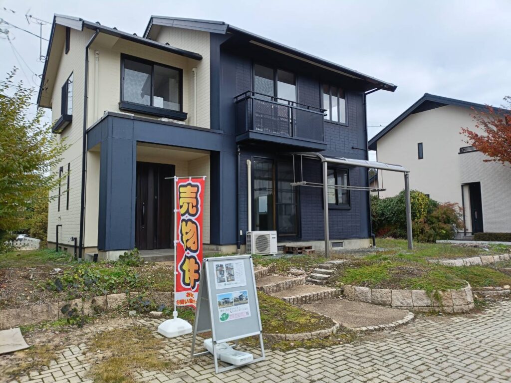 ヒルズガーデン梓川中古住宅